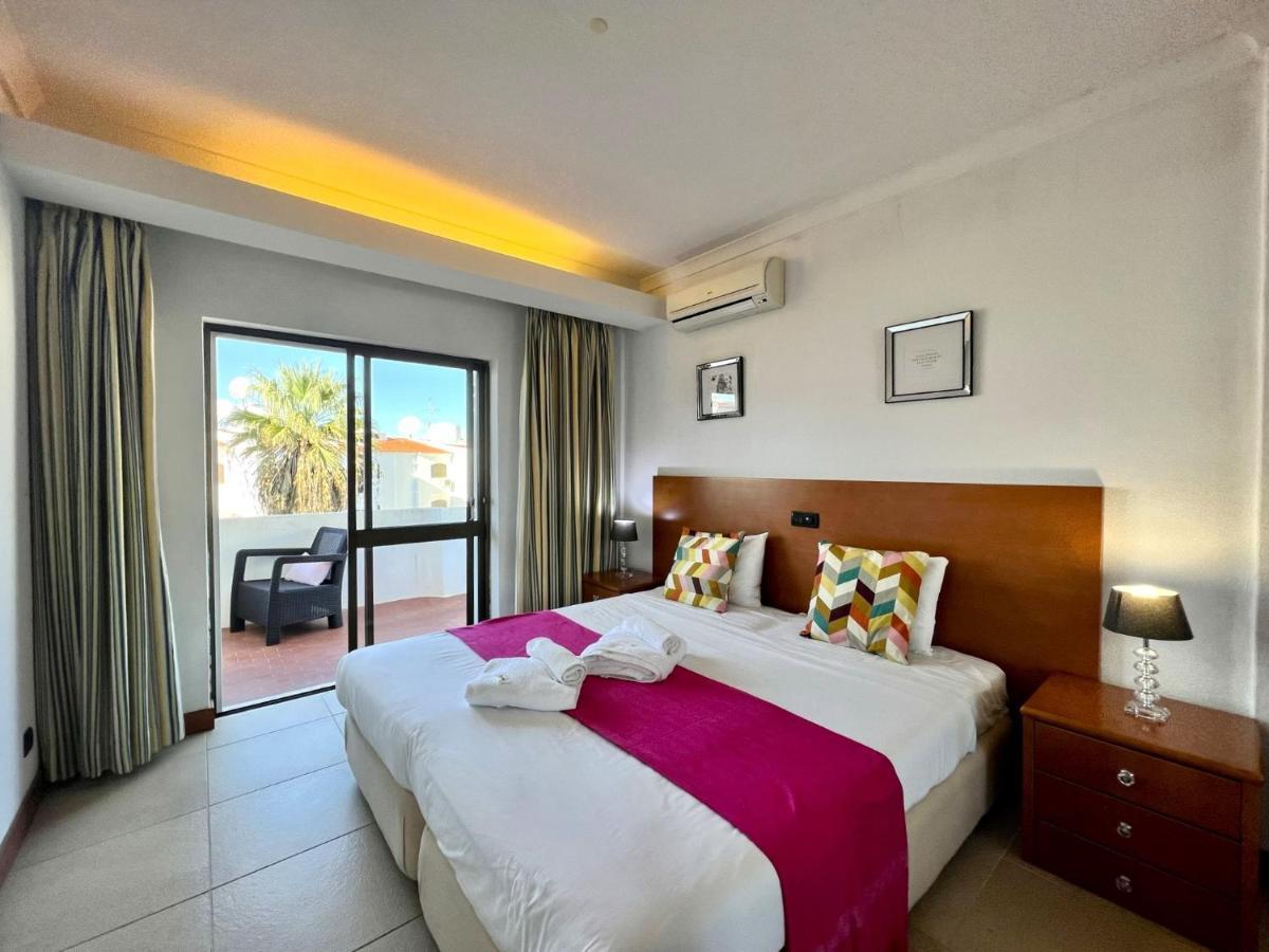 Vilamoura Cosy 4 With Pool By Homing Apartamento Exterior foto
